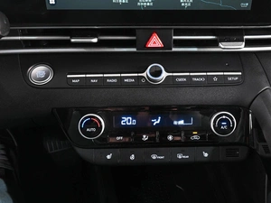 Седан Hyundai Elantra 2023 года, 2095000 рублей, Аксай