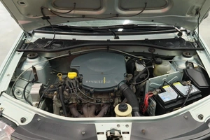 Седан Renault Logan 2005 года, 470000 рублей, Курск