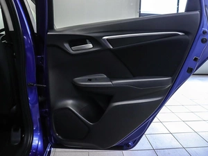 Хетчбэк Honda Fit 2013 года, 990000 рублей, Красноярск