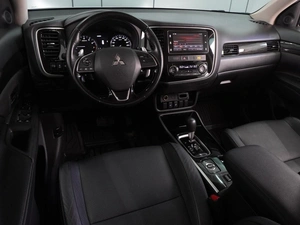 Внедорожник Mitsubishi Outlander 2018 года, 2975000 рублей, Воронеж