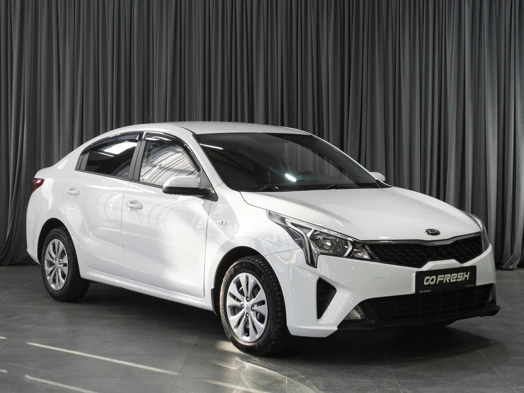 Седан Kia Rio 2021 года, 1669000 рублей, Тюмень
