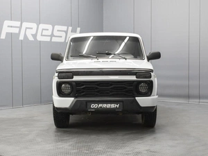 Внедорожник ВАЗ (LADA) 4x4 (Нива) 2016 года, 595000 рублей, Омск