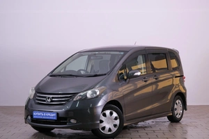 Минивэн Honda Freed 2010 года, 959000 рублей, Омск