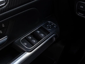 Внедорожник Mercedes-benz GLB-класс 2021 года, 4200000 рублей, Краснодар