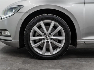 Универсал Volkswagen Passat 2016 года, 1697000 рублей, Красноярск