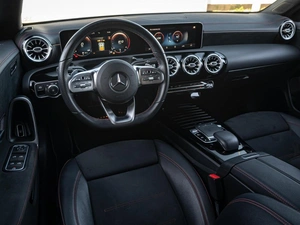 Седан Mercedes-benz CLA-класс 2019 года, 3349000 рублей, Краснодар