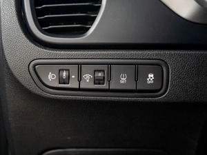 Хетчбэк Kia Rio X 2021 года, 1750000 рублей, Красноярск