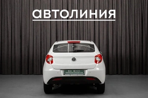 Хетчбэк Brilliance H230 2015 года, 395000 рублей, Красноярск