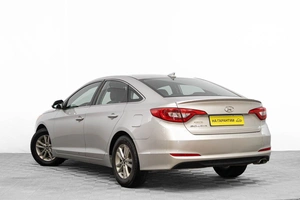 Седан Hyundai Sonata 2017 года, 1599000 рублей, Барнаул
