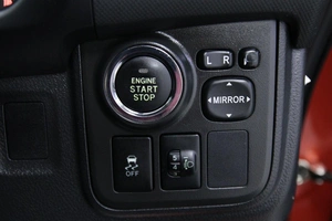 Минивэн Toyota Wish 2013 года, 1438000 рублей, Солонцы