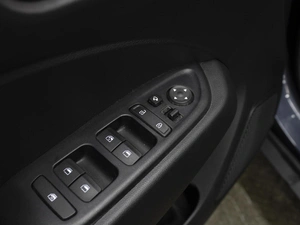 Внедорожник Hyundai Venue 2020 года, 2070777 рублей, Омск