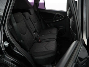 Внедорожник Toyota RAV4 2010 года, 1229050 рублей, Москва