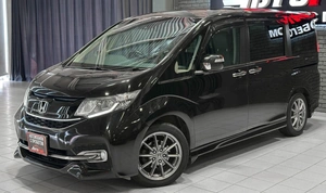 Минивэн Honda Stepwgn Spada 2016 года, 1947000 рублей, Красноярск