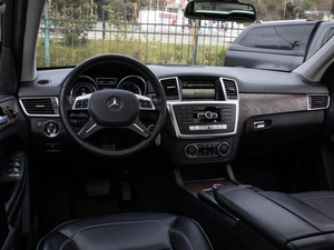 Внедорожник Mercedes-benz M-класс 2013 года, 2999000 рублей, Большой Сочи