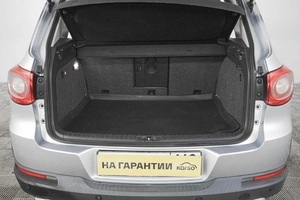 Внедорожник Volkswagen Tiguan 2010 года, 1099000 рублей, Кемерово