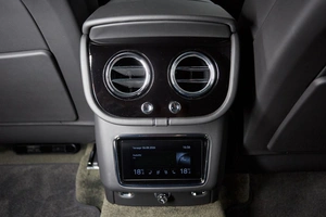 Внедорожник Bentley Bentayga 2022 года, 24000000 рублей, Красноярск