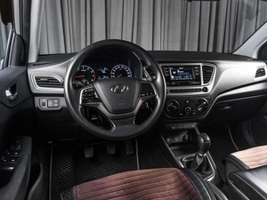 Седан Hyundai Solaris 2019 года, 1179000 рублей, Тюмень