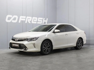 Седан Toyota Camry 2018 года, 2690000 рублей, Омск