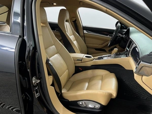 Лифтбек Porsche Panamera 4 2016 года, 3849900 рублей, Казань