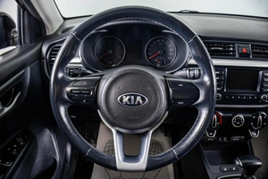 Седан Kia Rio 2017 года, 1379000 рублей, Пермь
