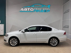 Универсал Volkswagen Passat 2011 года, 1049000 рублей, Красноярск