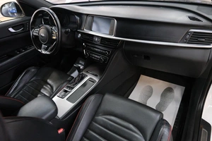 Седан Kia Optima 2018 года, 2159000 рублей, Омск