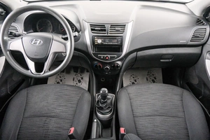 Седан Hyundai Solaris 2014 года, 679000 рублей, Красноярск