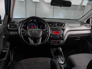 Седан Kia Rio 2011 года, 799000 рублей, Тюмень