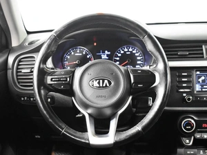 Хетчбэк Kia Rio X-Line 2019 года, 1349000 рублей, Казань