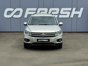 Внедорожник Volkswagen Tiguan 2011 года, 979000 рублей, Кропоткин
