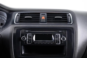 Седан Volkswagen Jetta 2012 года, 849000 рублей, Пермь