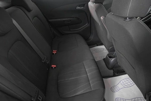 Седан Chevrolet Aveo 2013 года, 649000 рублей, Кемерово
