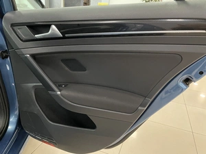 Хетчбэк Volkswagen Golf 2013 года, 1147000 рублей, Солонцы