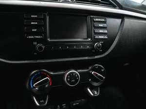 Седан Kia Rio 2019 года, 1350000 рублей, Красноярск