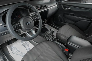 Седан Kia Rio 2018 года, 1419000 рублей, Тюмень