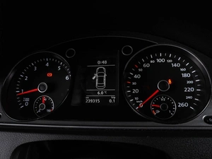 Седан Volkswagen Passat 2011 года, 1199000 рублей, Воронеж