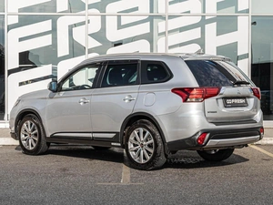 Внедорожник Mitsubishi Outlander 2015 года, 1590000 рублей, Краснодар