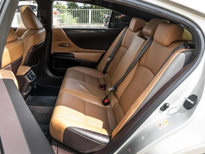 Седан Lexus ES 2018 года, 2770000 рублей, Ставрополь