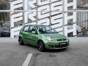 Хетчбэк Ford Fiesta 2007 года, 644000 рублей, Ставрополь