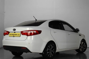 Седан Kia Rio 2013 года, 799000 рублей, Челябинск