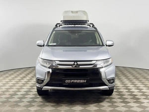 Внедорожник Mitsubishi Outlander 2015 года, 1989900 рублей, Казань