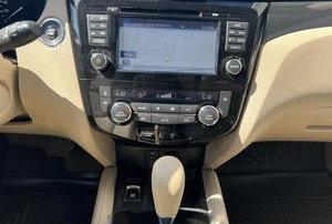 Внедорожник Nissan X-Trail 2017 года, 2050000 рублей, Солонцы