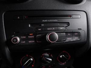 Хетчбэк Audi A1 2013 года, 1120000 рублей, Минеральные Воды