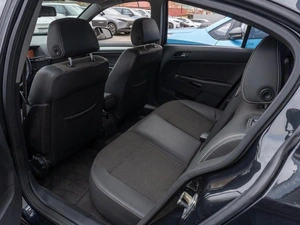 Седан Opel Astra 2013 года, 799000 рублей, Саратов