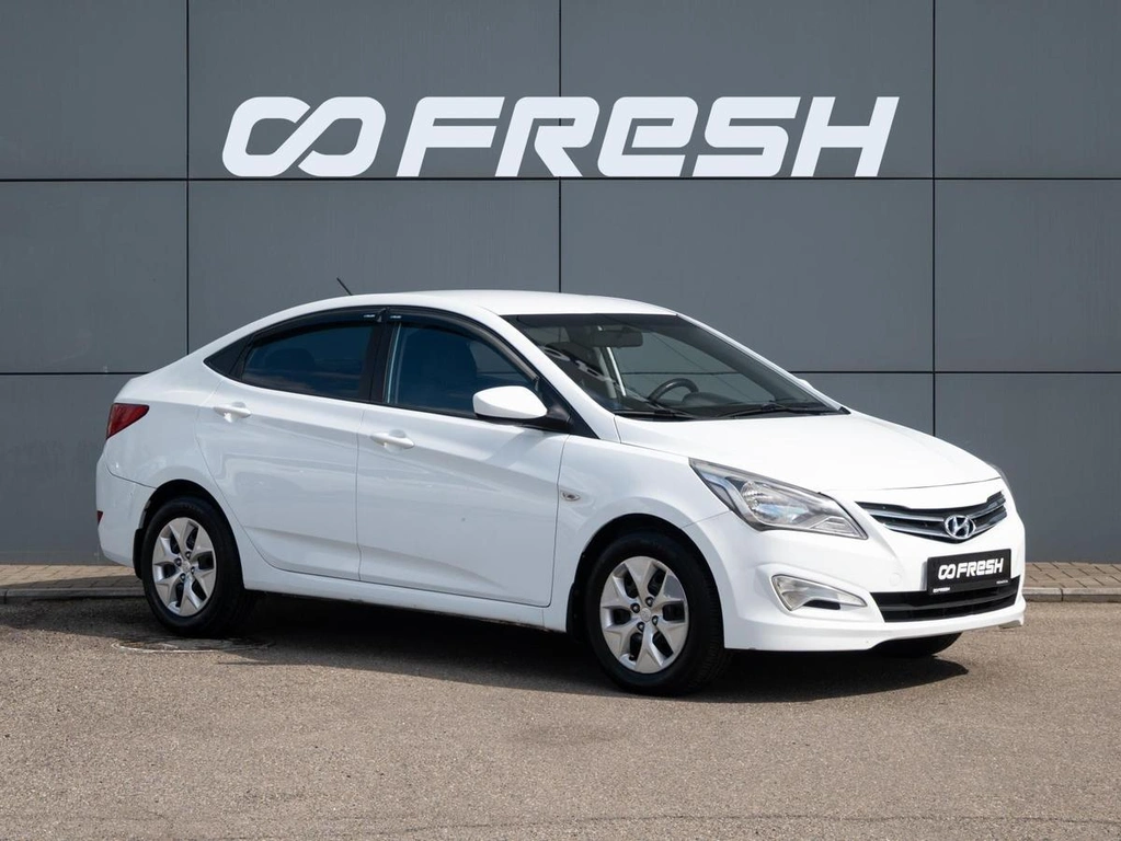 Седан Hyundai Solaris 2016 года, 980000 рублей, Краснодар