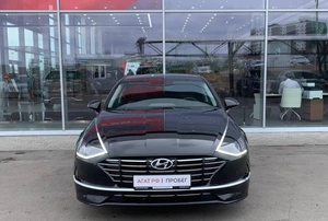 Седан Hyundai Sonata 2020 года, 2390000 рублей, Солонцы