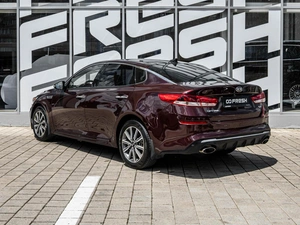 Седан Kia Optima 2019 года, 1680000 рублей, Ставрополь