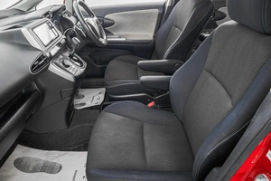 Минивэн Toyota Wish 2010 года, 1299000 рублей, Барнаул