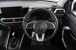 Внедорожник Toyota Raize 2020 года, 1789000 рублей, Омск