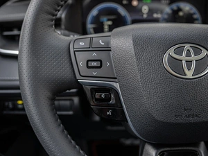 Седан Toyota Camry 2025 года, 4560000 рублей, Краснодар